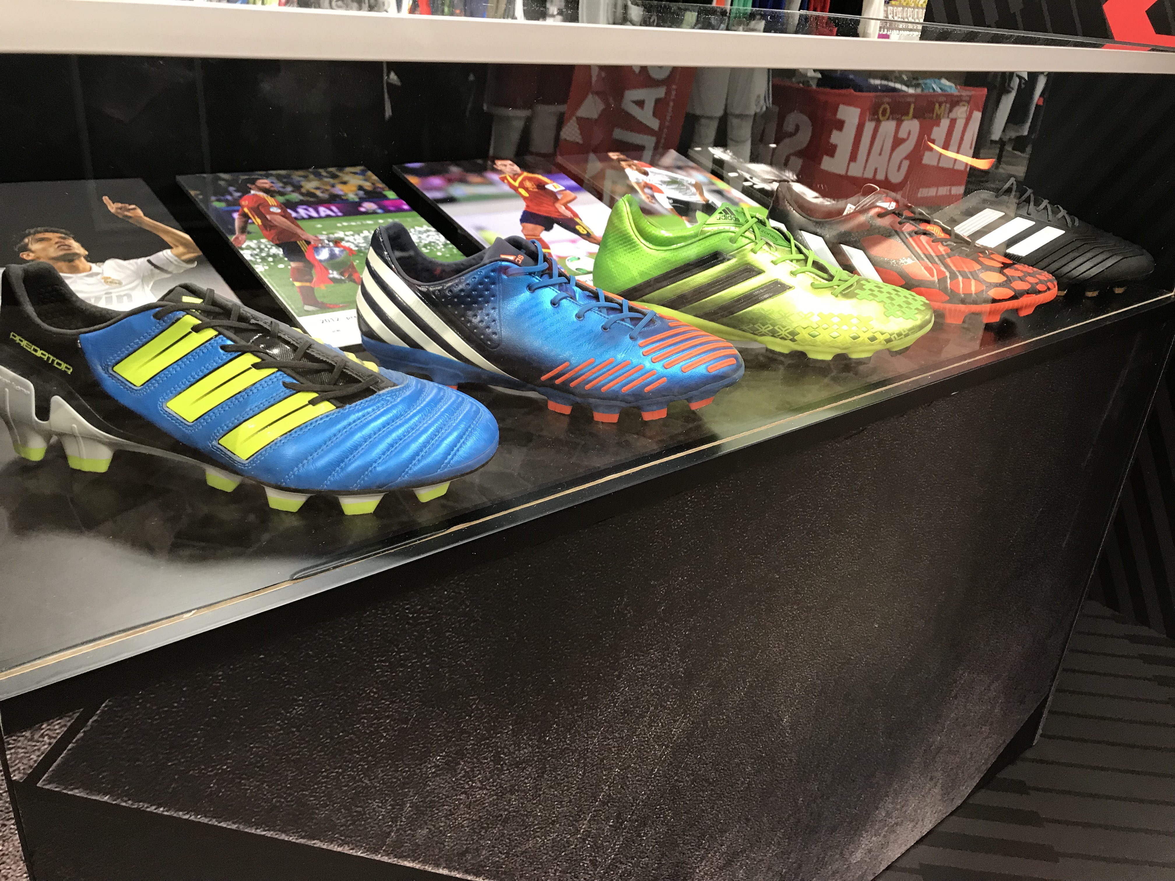 アディダス（adidas）（メンズ）サッカースパイク 土 天然芝 人工芝用 サッカーシューズ プレデター LEAGUE NIS11-IF6382 |  スポーツ用品はスーパースポーツゼビオ